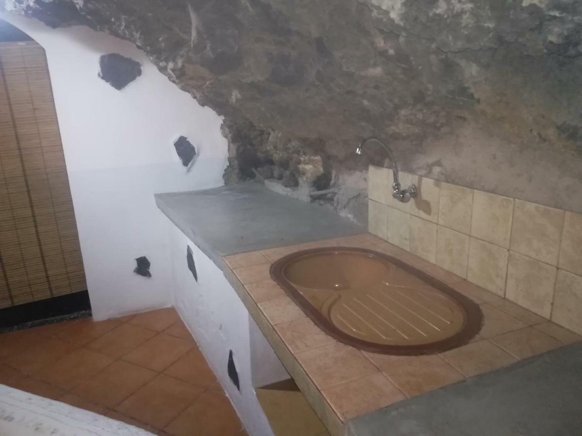 Casita Rural Y Casa Cueva El Perucho Villa กวีมาร์ ภายนอก รูปภาพ